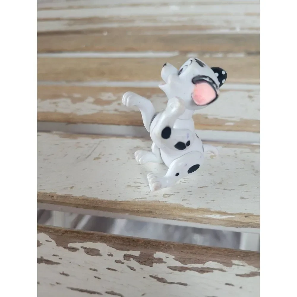 Jointed 101 Dalmatian toy‎ figurine